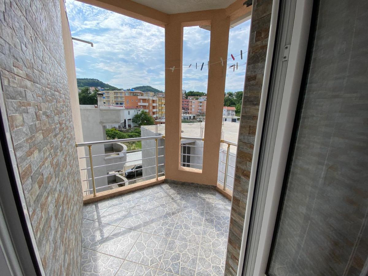 Guest House Koliqi - Hotel & Apartments Ulcinj Ngoại thất bức ảnh