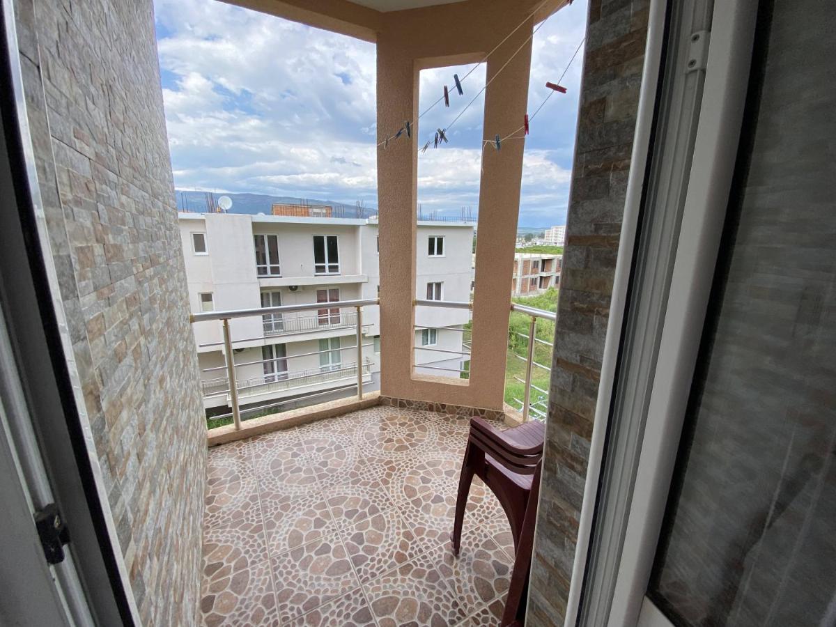 Guest House Koliqi - Hotel & Apartments Ulcinj Ngoại thất bức ảnh